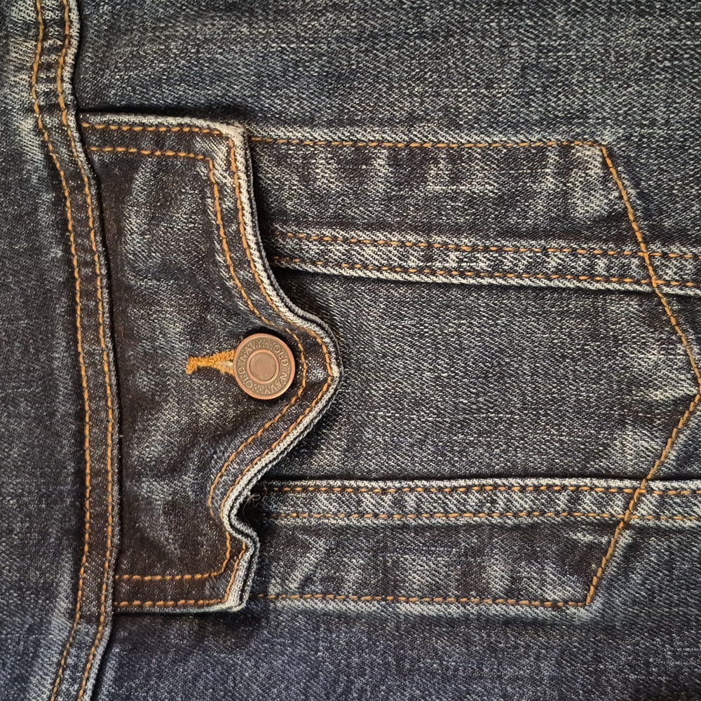 Old Navy Denim Blue Jean Jacket Pockets With Sunflower Detail On Back Cotton XL - Picture 5 of 13